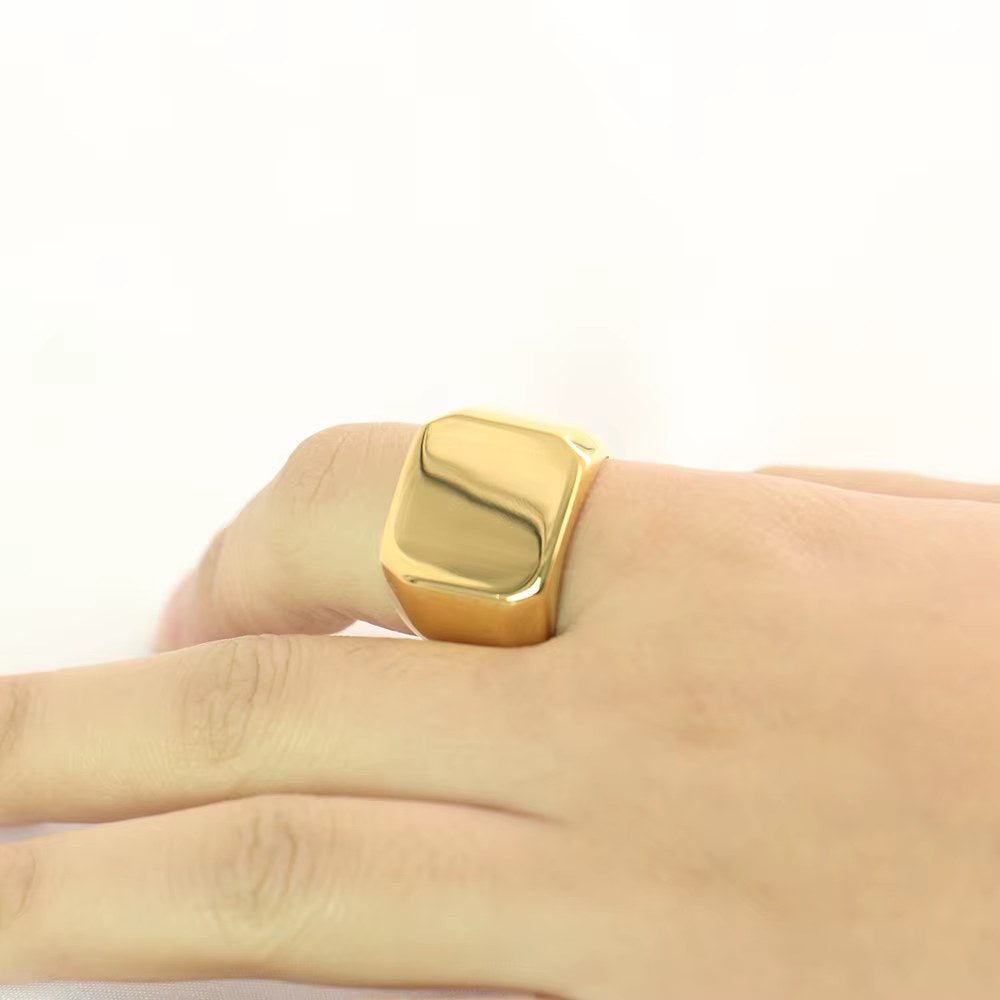 Anello da Incidere in Acciaio – Il Tuo Messaggio