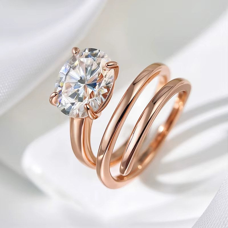 Anello Solitario con Moissanite Brillante