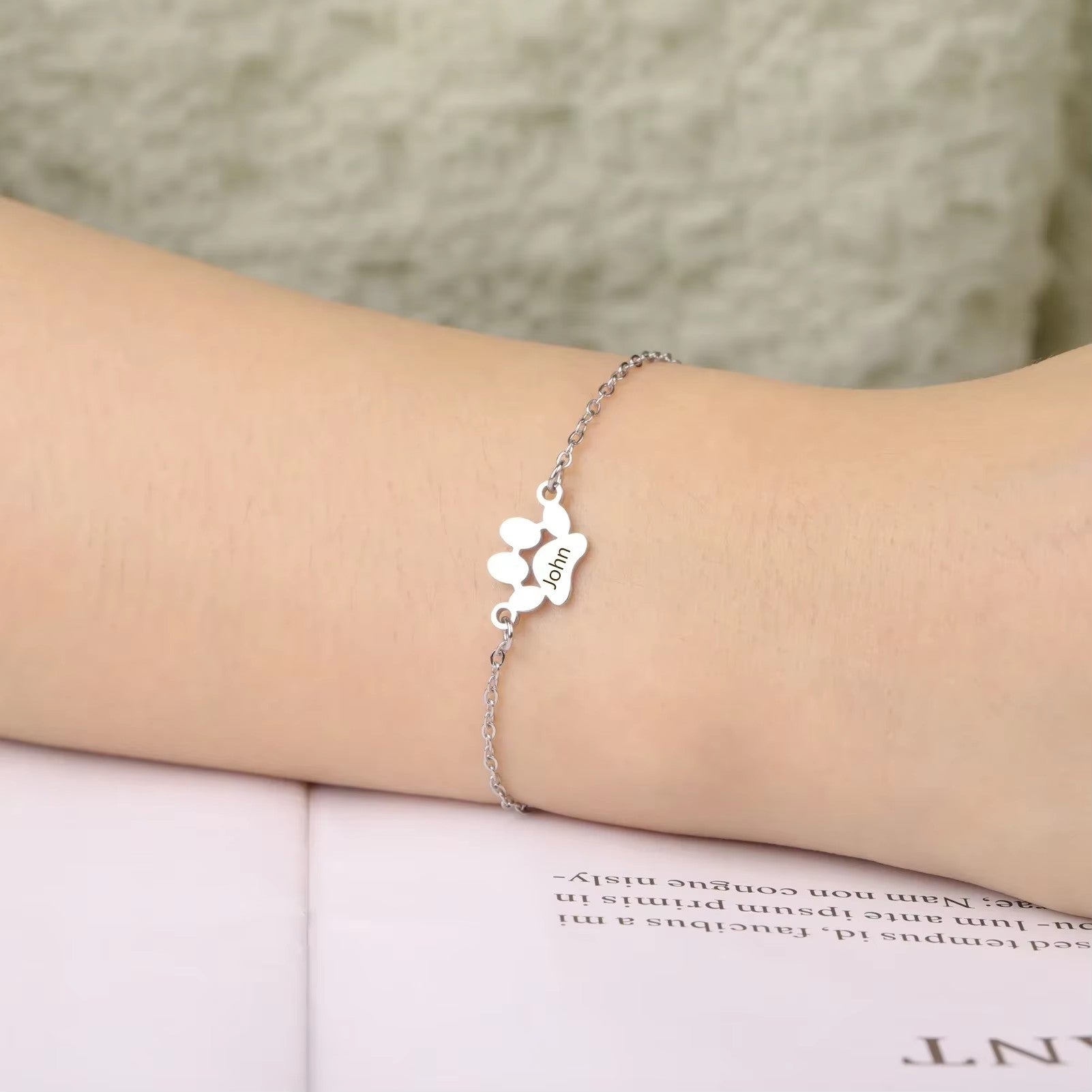 Bracciale Zampa Personalizzato col Nome del Tuo Pet