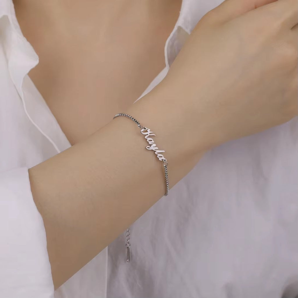 Bracciale con Nome Personalizzato – Corsivo Oro o Argento