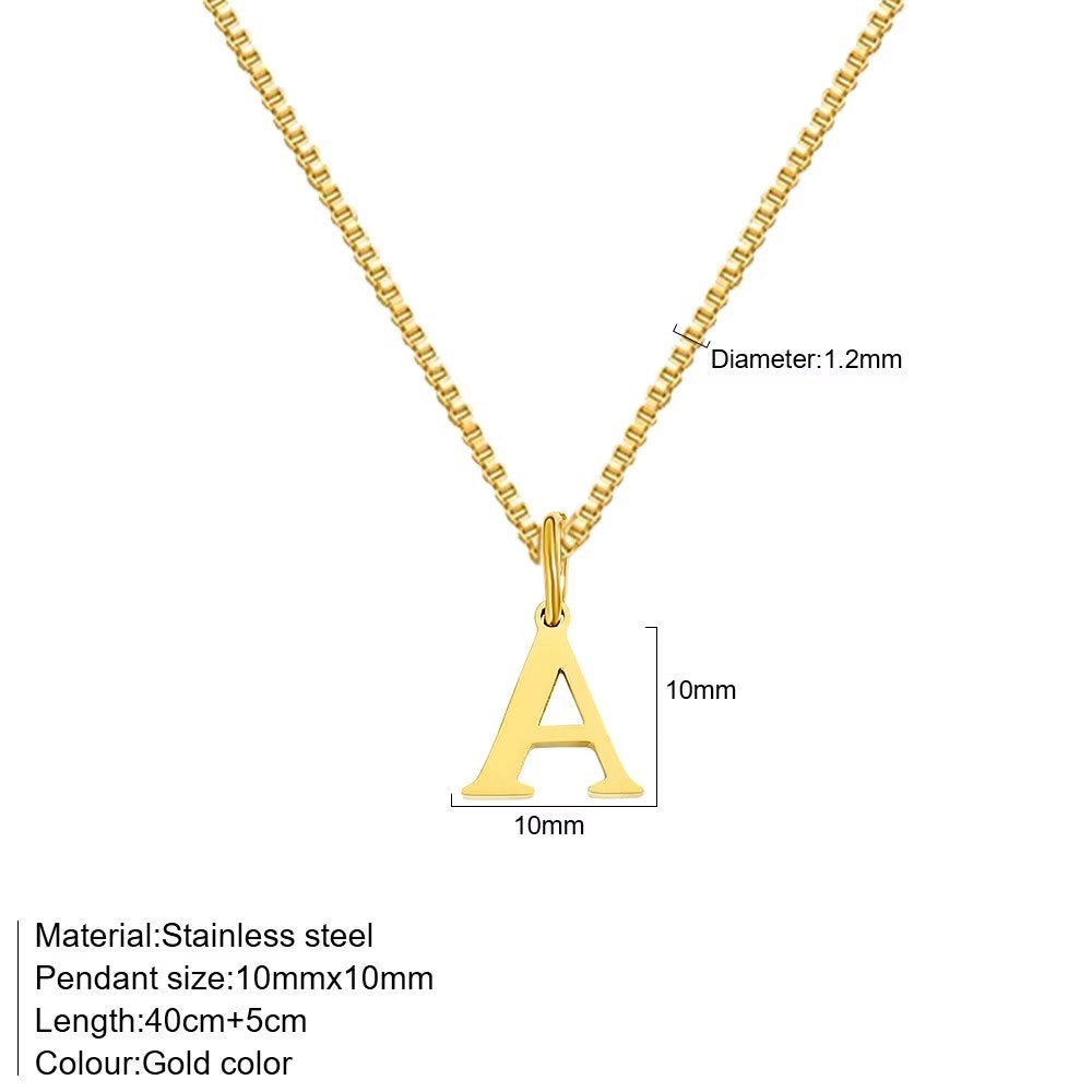 Collana con Iniziale Personalizzata – Placcata Oro