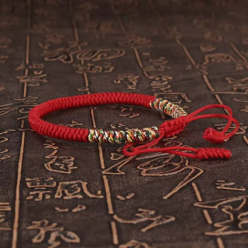 Bracciale Filo Rosso Tibetano – Fortuna e Legame